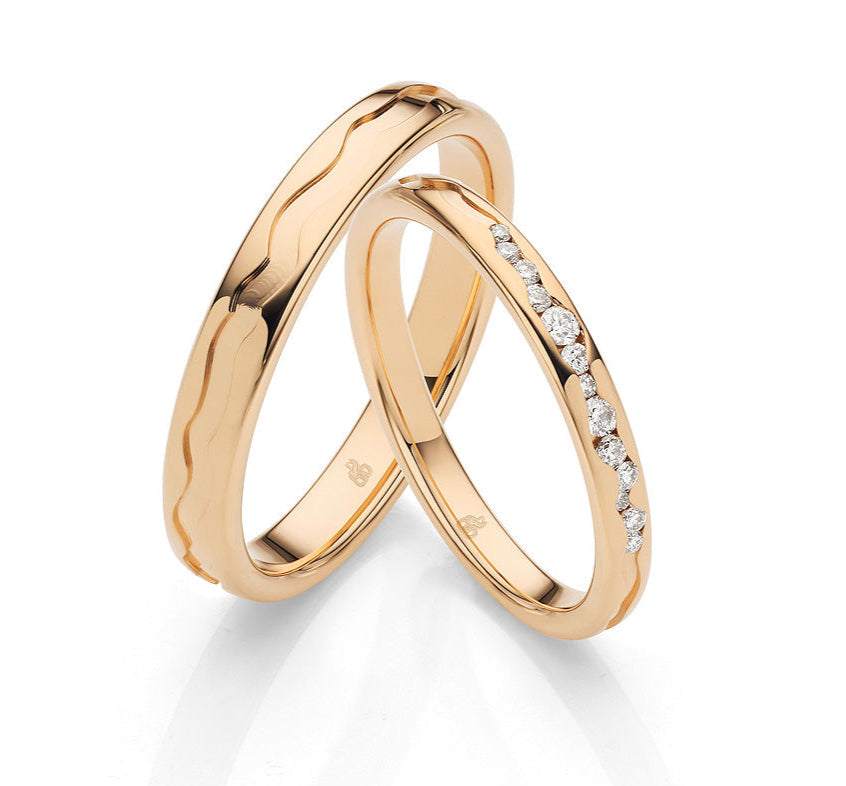 Eheringe Wind Bell – Klang der Liebe im sanften Wind auf eheringkaufen.ch erhältlich.