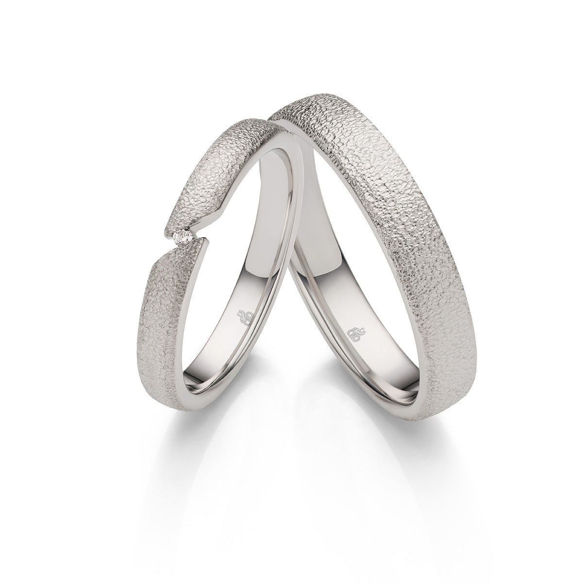 First Individual Love Eheringe - Forever Starts Here auf eheringkaufen.ch erhältlich.