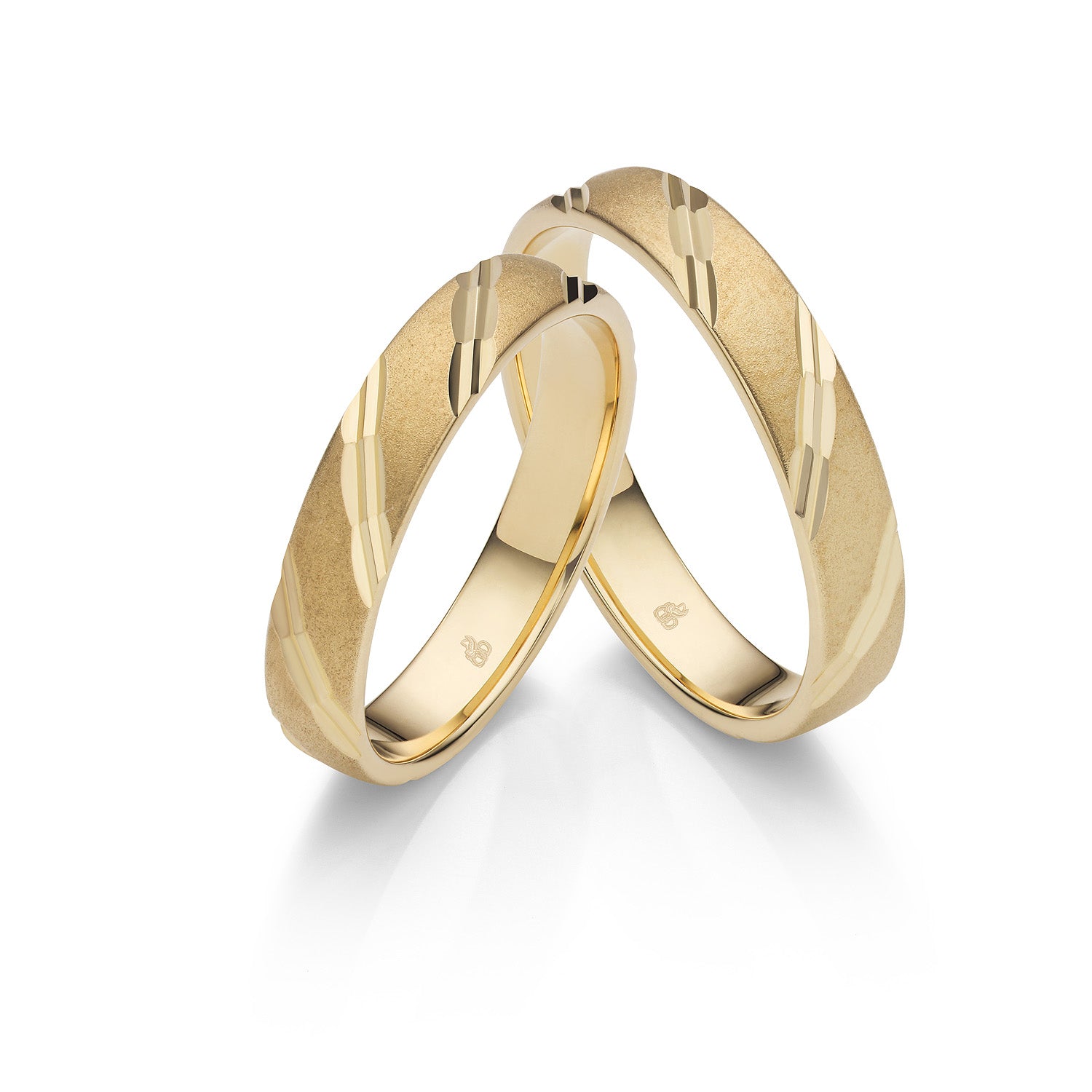 Retro Eheringe - Im Stil der Ewigkeit auf eheringkaufen.ch erhältlich.