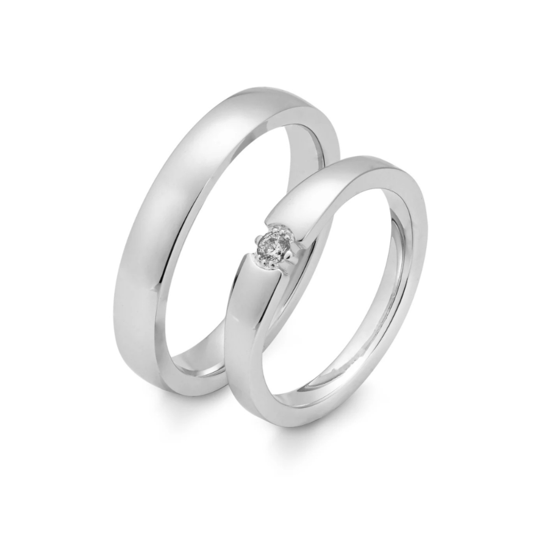 Royal Romance - Eheringe mit königlichem Glanz auf eheringkaufen.ch erhältlich.