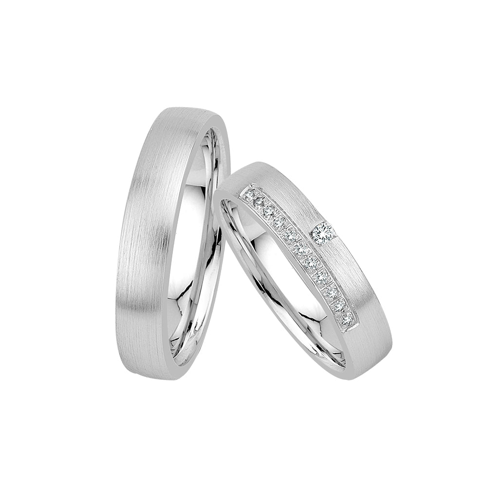 Eheringe in Gold – Für den schönsten Moment auf eheringkaufen.ch erhältlich.