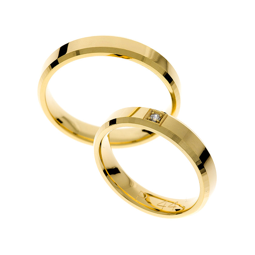 Eheringe in Gold - Ewigkeit in jedem Detail auf eheringkaufen.ch erhältlich.