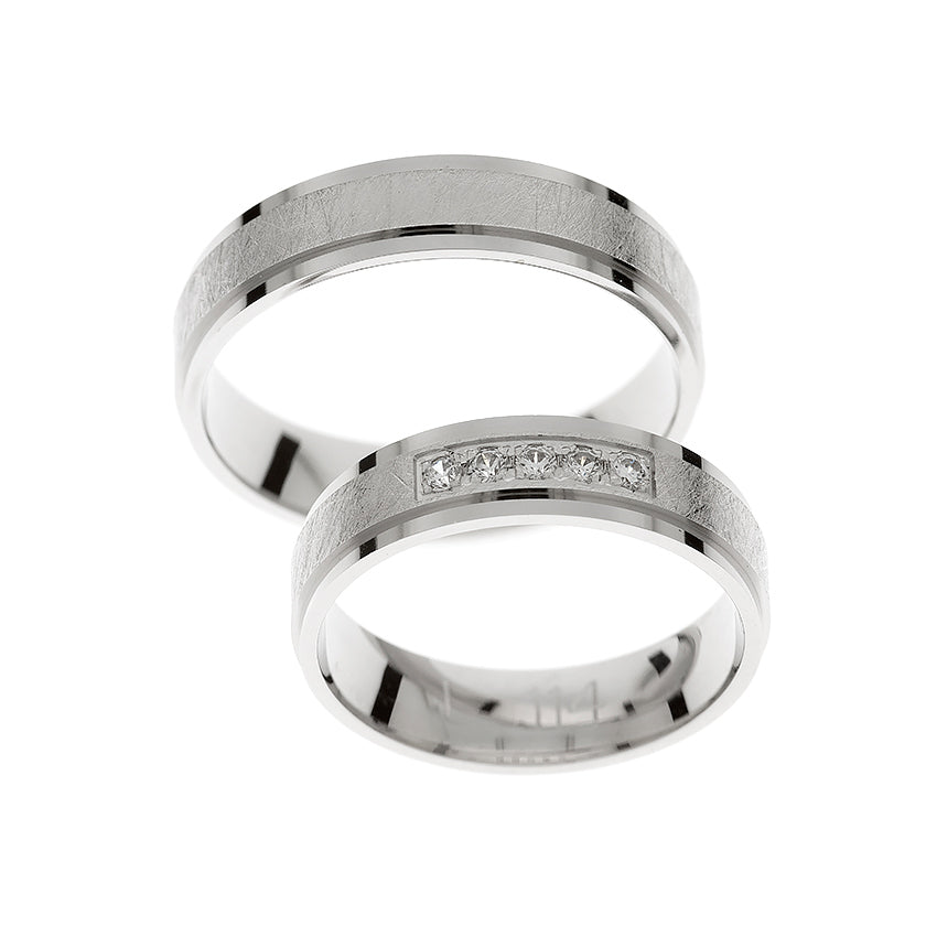 Eheringe in Gold - Für Herzen, die zusammengehören auf eheringkaufen.ch erhältlich.