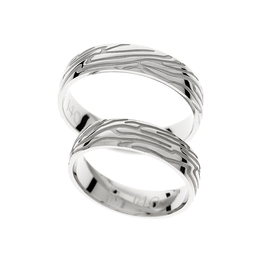 Eheringe in Gold - Für Herzen, die zusammengehören auf eheringkaufen.ch erhältlich.