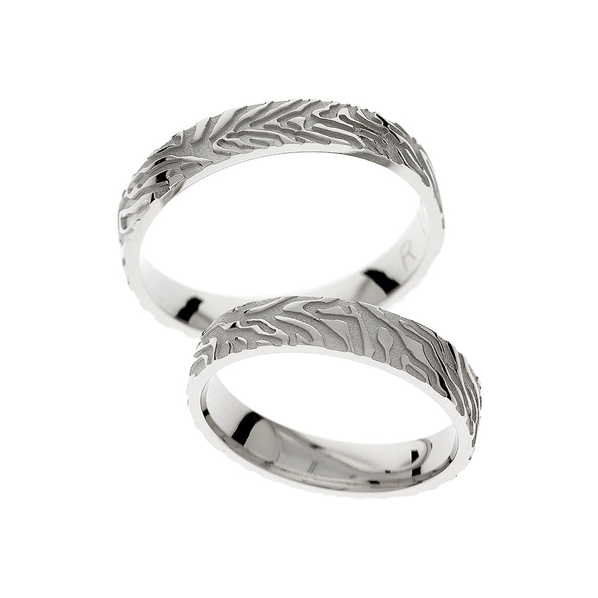 Eheringe in Gold - Ringe, so einzigartig wie eure Liebe auf eheringkaufen.ch erhältlich.