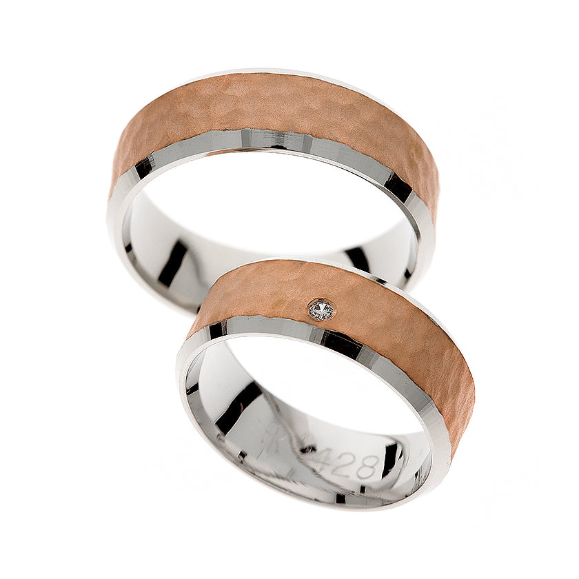 Eheringe in Gold - Ringe, so einzigartig wie eure Liebe auf eheringkaufen.ch erhältlich.