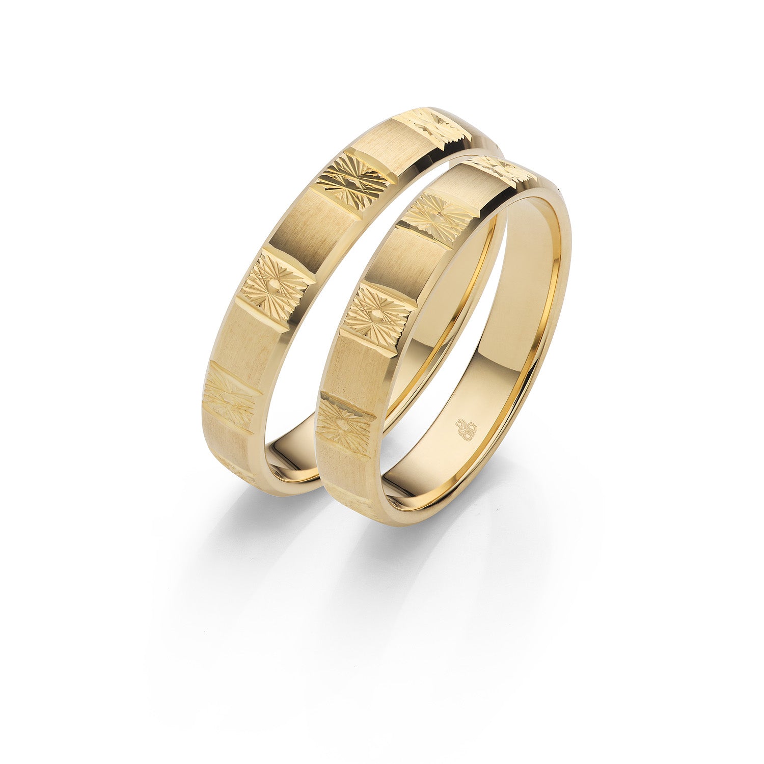 Retro Eheringe - Im Stil der Ewigkeit auf eheringkaufen.ch erhältlich.