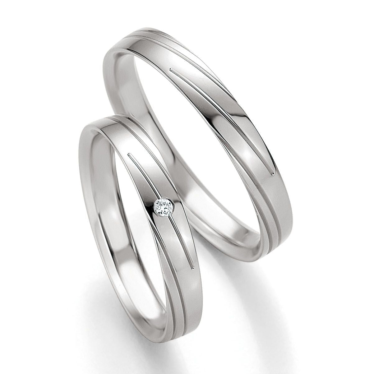 Zeitlose Schönheit – Eheringe in Basic Light 2 auf eheringkaufen.ch erhältlich.