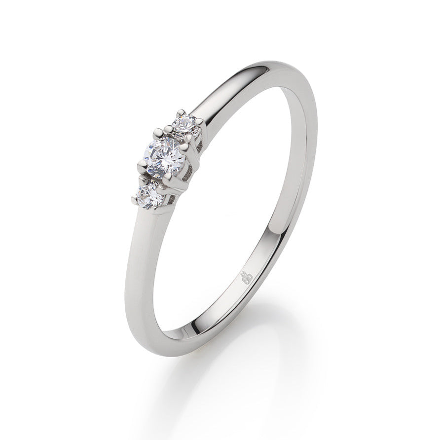 Verlobungsring Crown in Gold mit gefassten Diamanten
