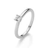 Verlobungsring mit Diamant in edler Krappenfassung