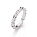 Mémoire-Ring mit Brillanten – Augenblicke für die Ewigkeit auf eheringkaufen.ch erhältlich.