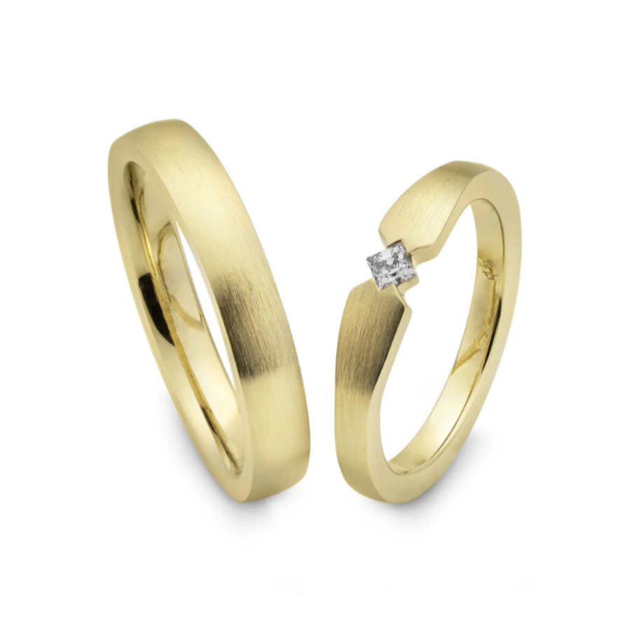 Royal Romance - Eheringe mit königlichem Glanz auf eheringkaufen.ch erhältlich.