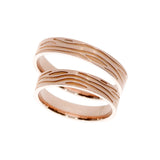 Eheringe in Gold - Liebe, gefasst in Gold auf eheringkaufen.ch erhältlich.