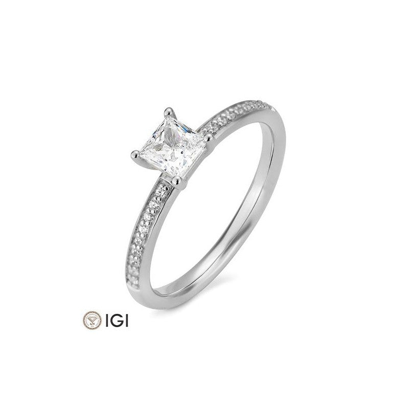 Verlobungsring Princess Cut - So einzigartig wie Du auf eheringkaufen.ch erhältlich.