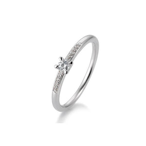 Glanz in jedem Detail – Pavé-Ring für den besonderen Moment auf eheringkaufen.ch erhältlich.